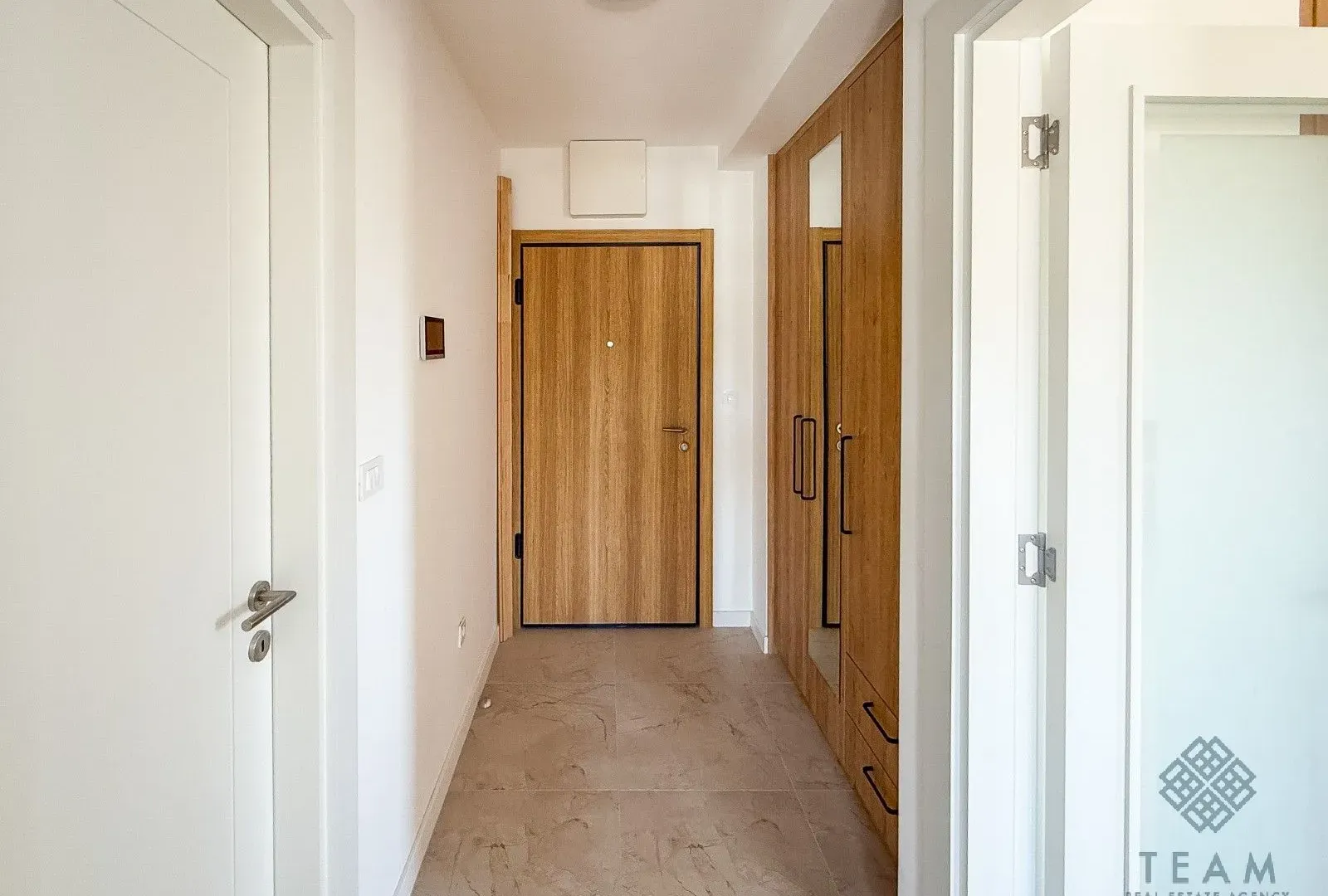 Prodaja, jednosoban stan, 56m², Tološka šuma, Podgorica