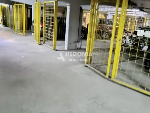 Prodaja, četvorosoban stan, 110m², Botanička Bašta, Palilula Sve Podlokacije - image 12