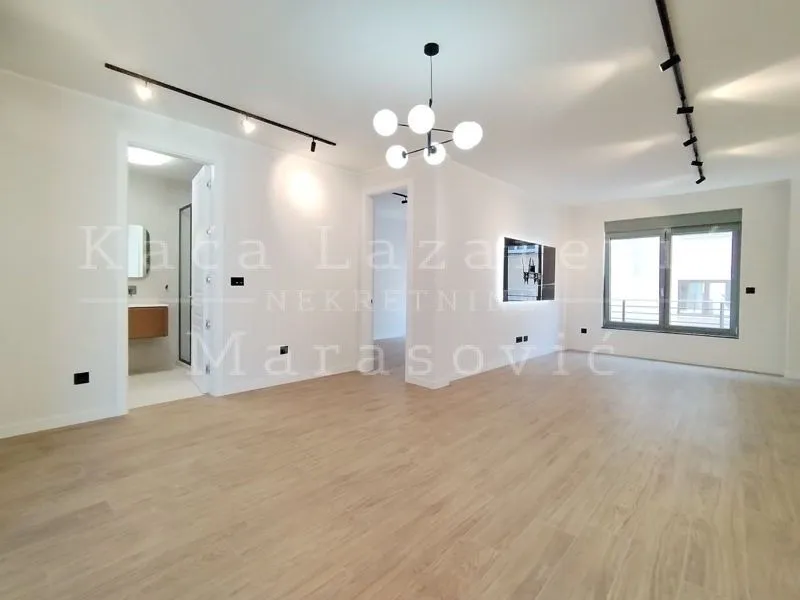 Prodaja, dvosoban stan, 65m², Kalenić Pijaca, Vračar Sve Podlokacije