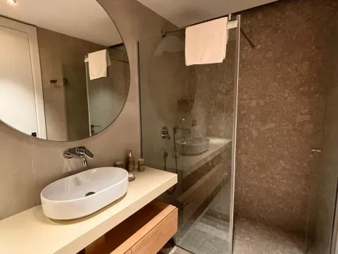 Sale, one bedroom apartment, 58m², Centar, Budva - image 9