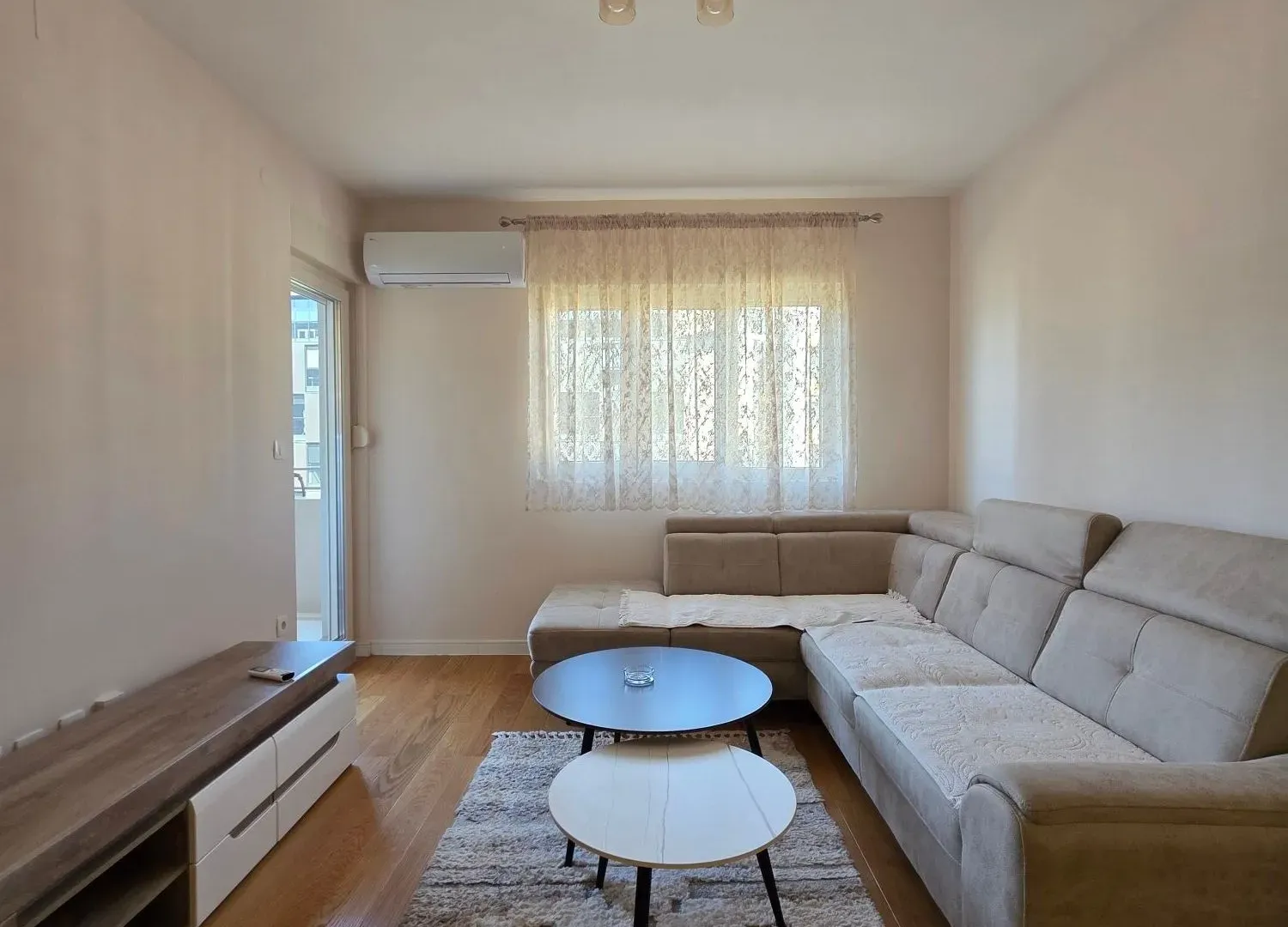 Rent, one bedroom apartment, 49m², Central Point, Podgorica