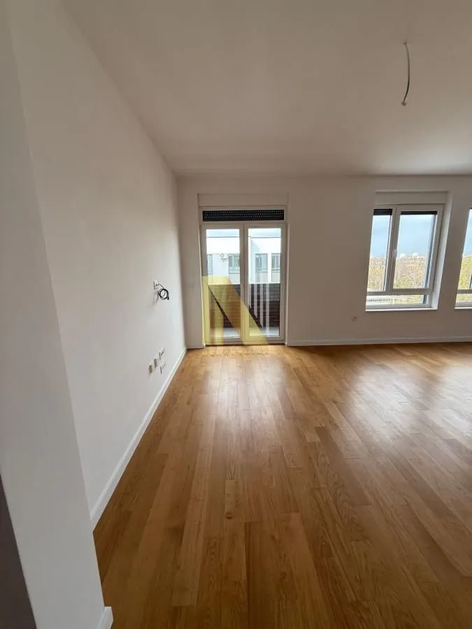 Prodaja, četvorosoban stan, 116m², Bulevar Evrope, Novi Sad Sve Podlokacije