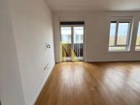 Prodaja, četvorosoban stan, 116m², Bulevar Evrope, Novi Sad Sve Podlokacije - image 4