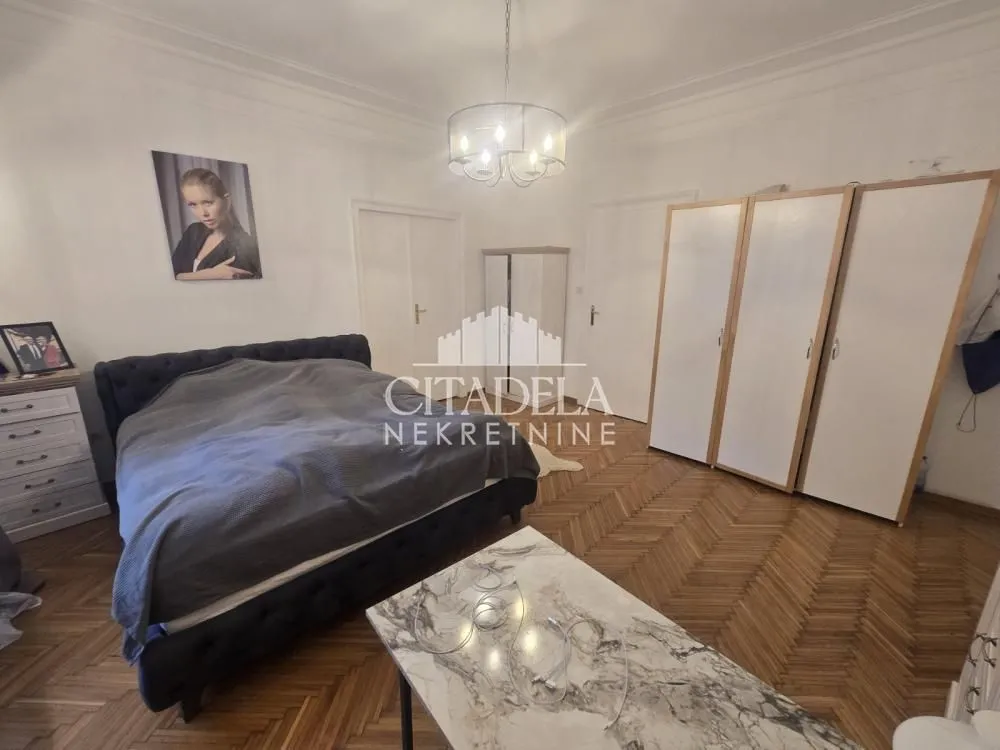 Rent, four bedroom apartment, 131m², Stari Grad, Beograd