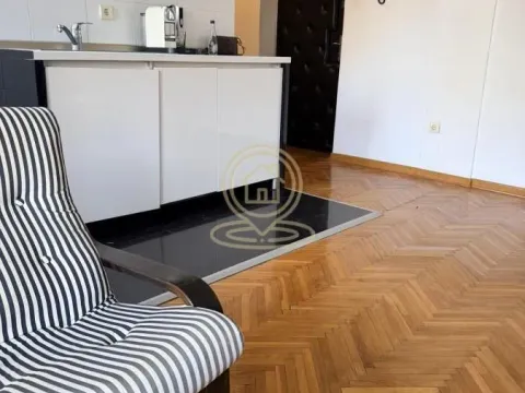 Rent, two bedroom apartment, 55m², Stari Grad, Beograd - image 10