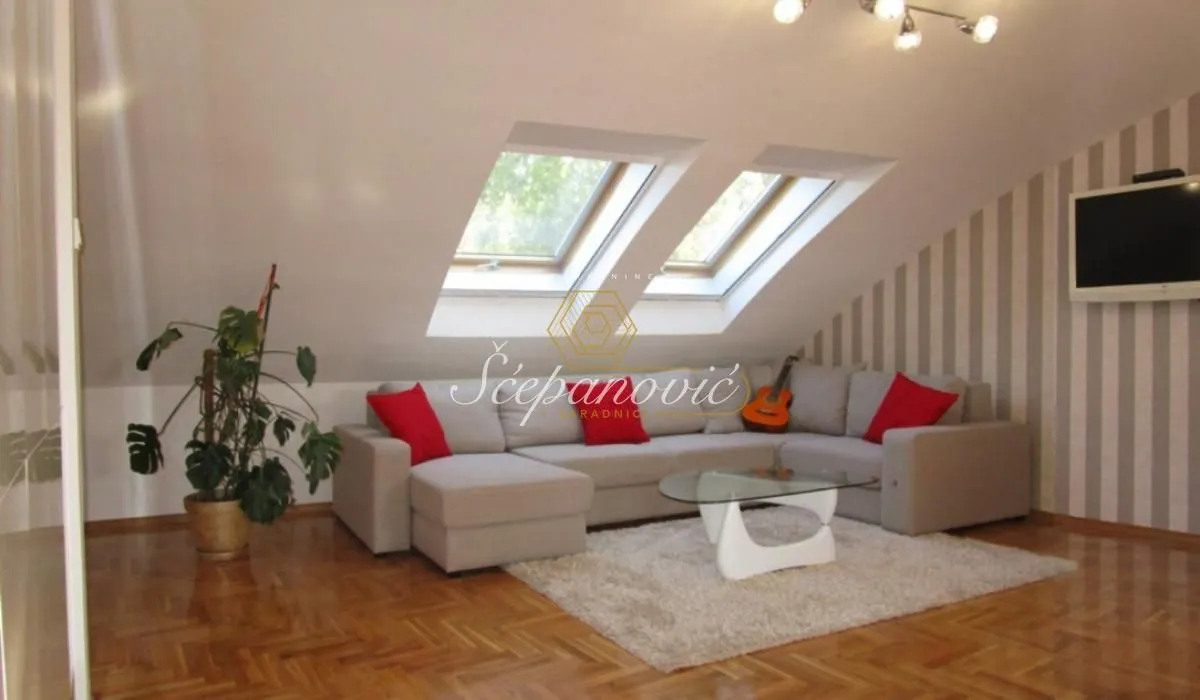 Prodaja, četvorosoban stan, 89m², Bulevar Oslobodjenja, Novi Sad Sve Podlokacije