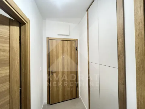 Izdavanje, jednosoban stan, 47m², New City, Podgorica - image 10