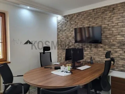 Izdavanje, stan, 221m², Kalenić Pijaca, Vračar Sve Podlokacije - image 9