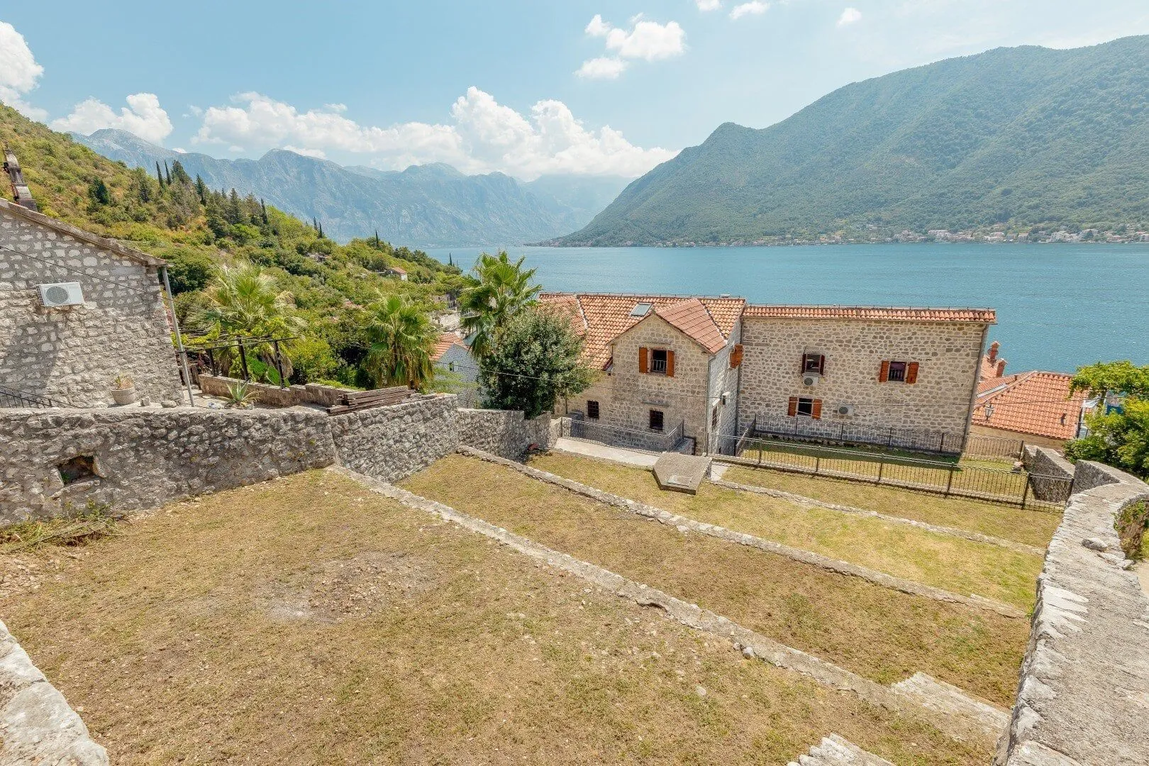 Sale, house, 484m², Perast, Kotor