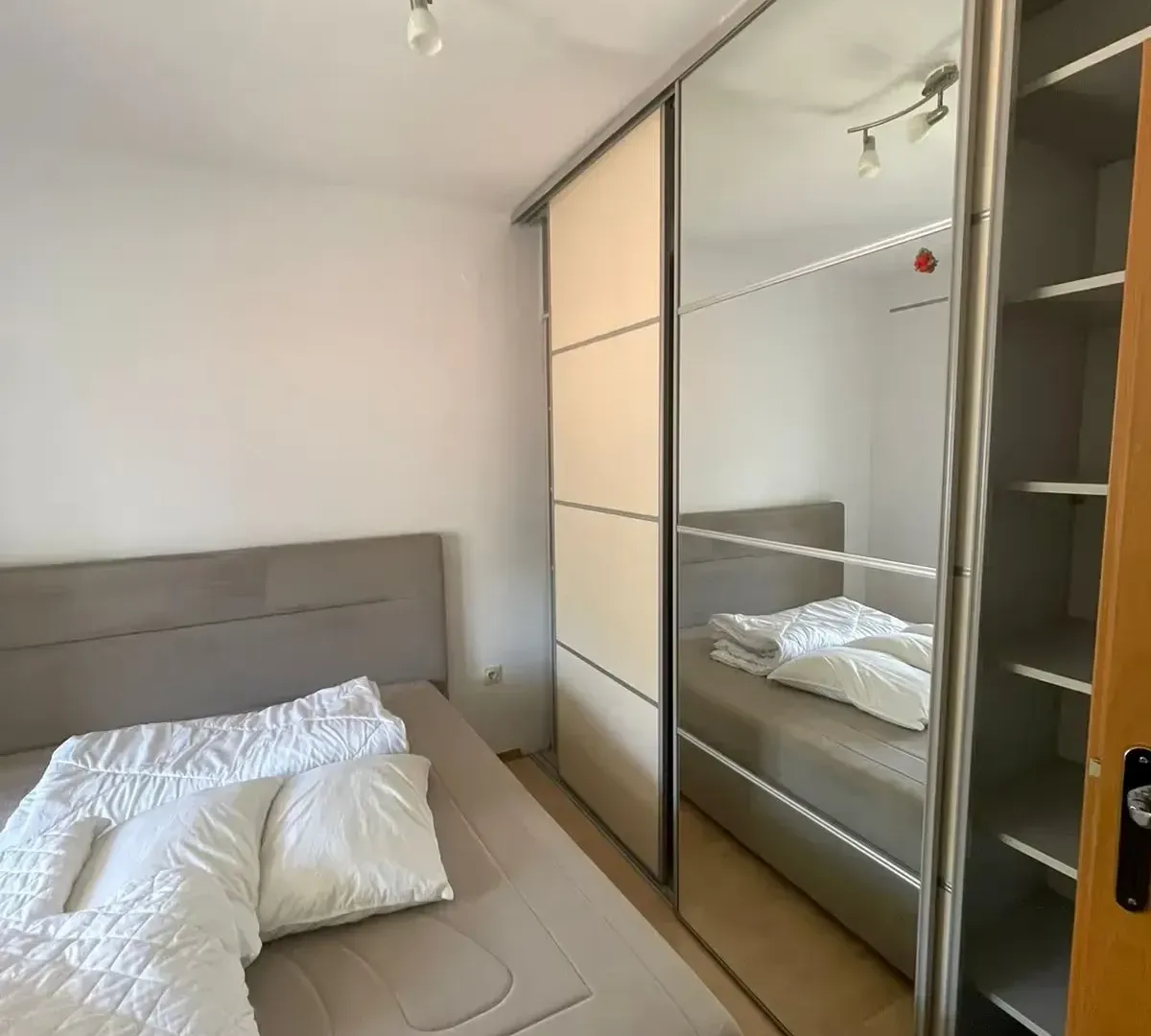 Rent, apartment, 50m², Kotor, Crna Gora