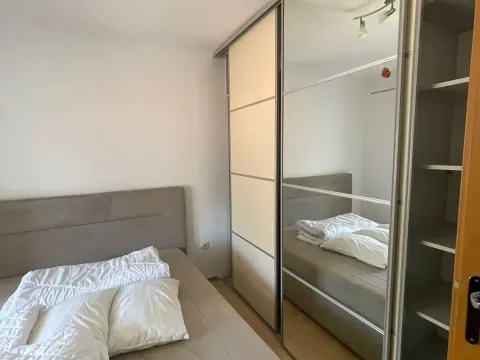 Izdavanje, stan, 50m², Kotor, Crna Gora - image 4