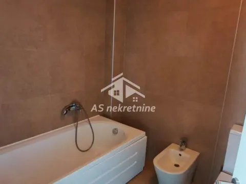 Rent, house, 270m², Jajinci, Voždovac Sve Podlokacije - image 25