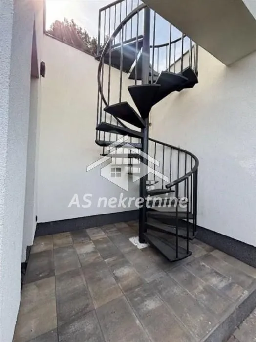 Rent, apartment, 170m², Senjak, Beograd
