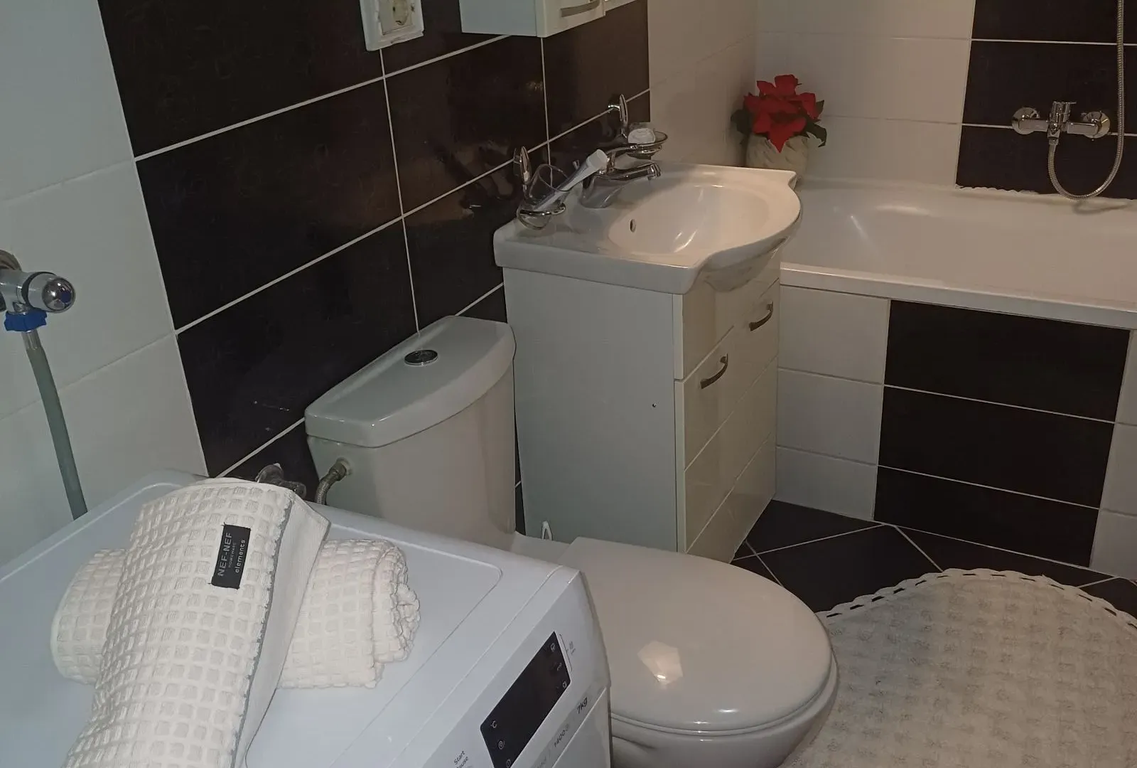 Rent, two bedroom apartment, 106m², Bonići, Tivat