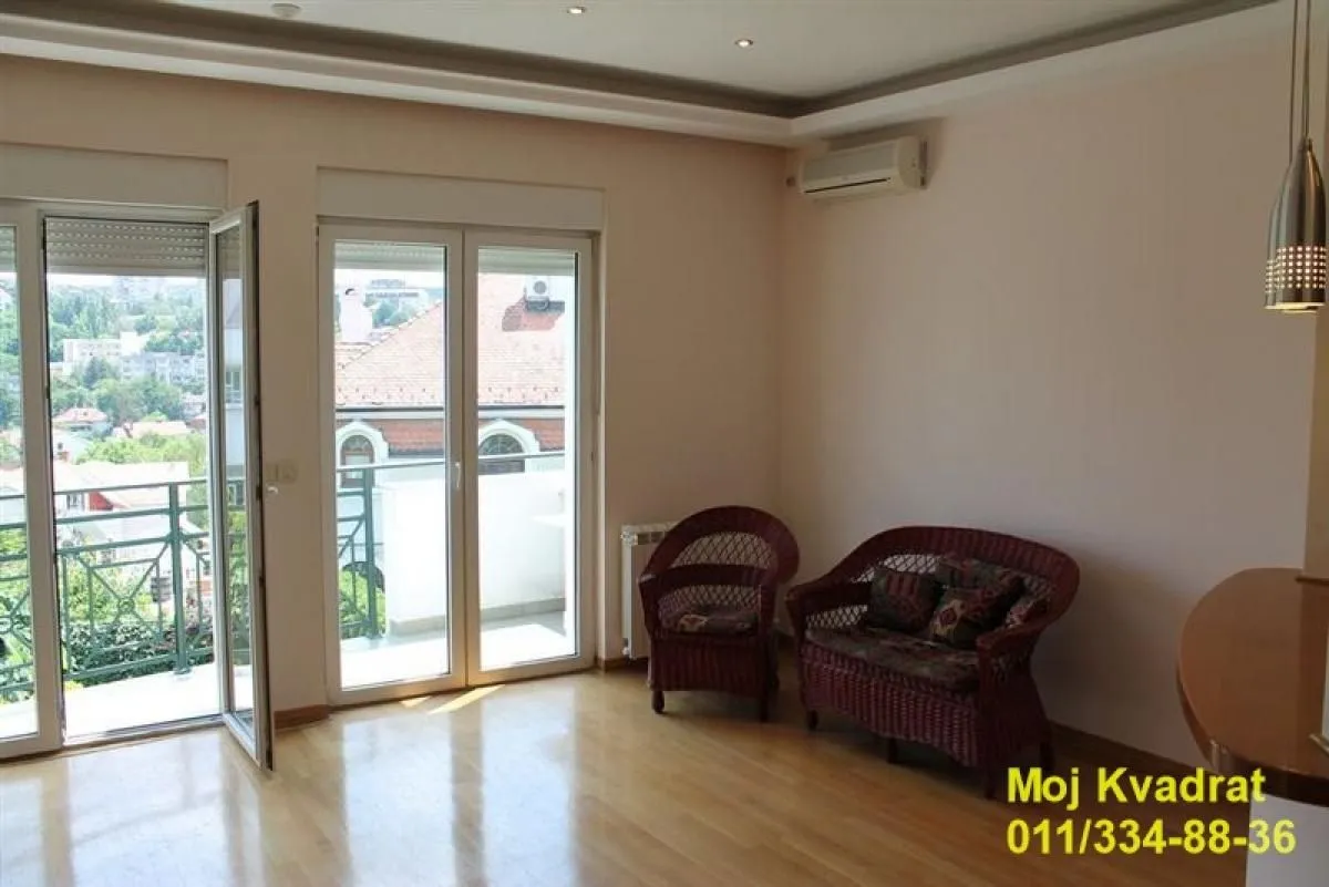 Izdavanje, kuća, 215m², Savski Venac, Beograd