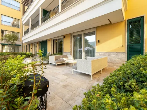 Sale, one bedroom apartment, 90m², Portonovi, Herceg Novi - image 17