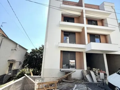 Prodaja, jednosoban stan, 55m², Momišići, Podgorica - image 8
