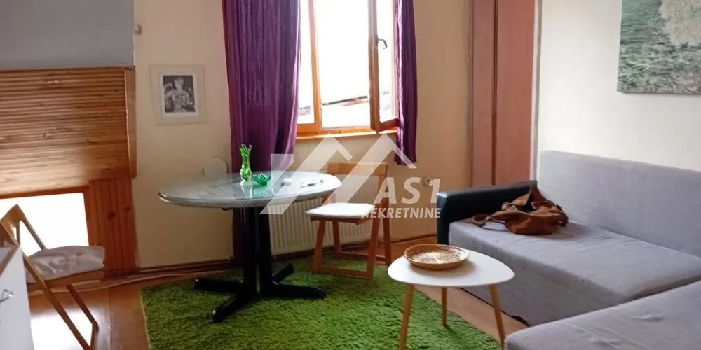 Izdavanje, jednosoban stan, 38m², Centar, Novi Sad