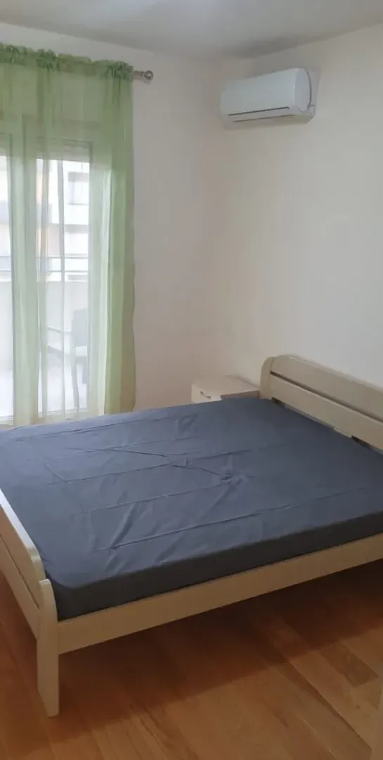Izdavanje, dvosoban stan, 69m², Central Point, Podgorica
