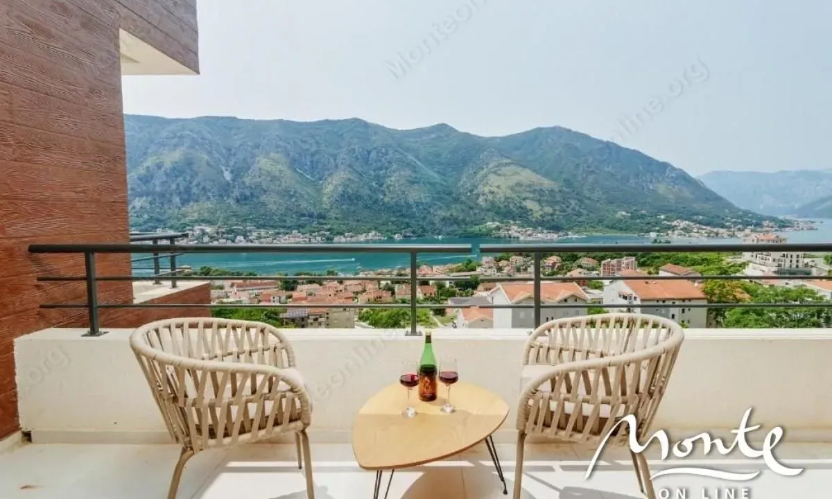 Prodaja, stan, Dobrota, Kotor