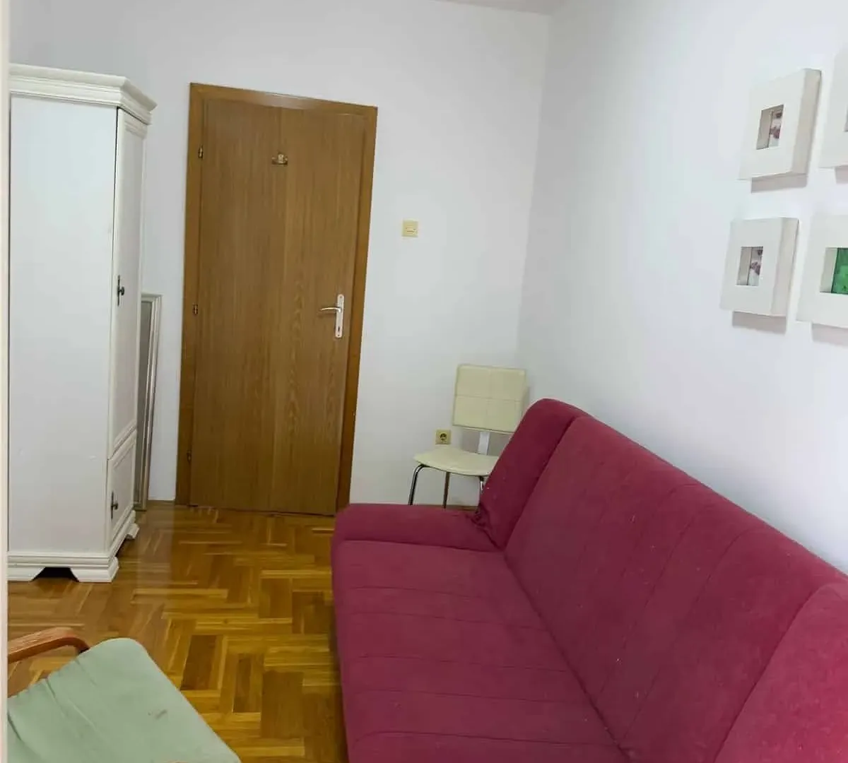 Izdavanje, dvosoban stan, 76m², Stari Aerodrom, Podgorica
