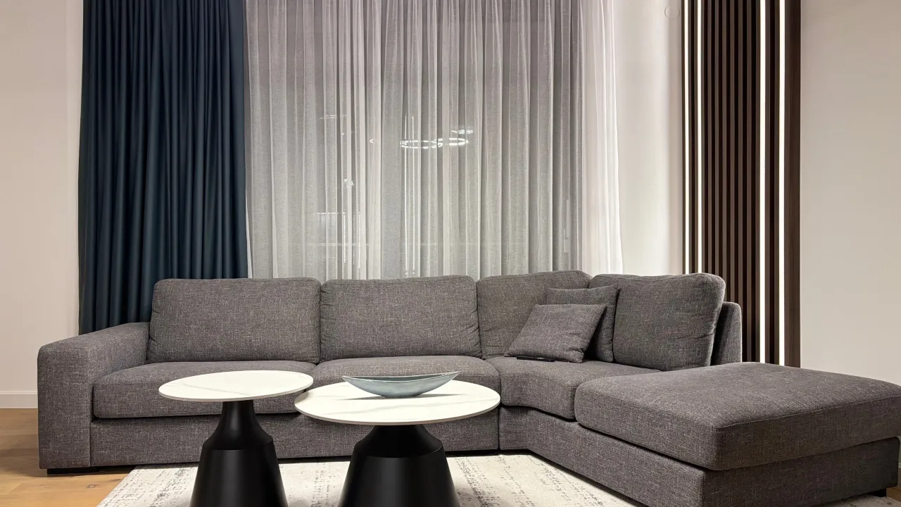 Izdavanje, jednosoban stan, 68m², Donja Lastva, Tivat