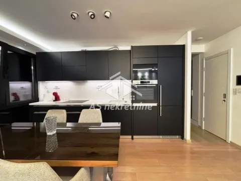 Izdavanje, trosoban stan, 78m², Novi Beograd Blok 22, Novi Beograd Sve Podlokacije - image 3