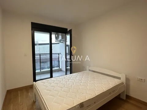Sale, one bedroom apartment, 56m², Tološi, Podgorica - image 8