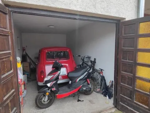 Prodaja, kuća, 250m², Budžino brdo, Jagodina - image 35