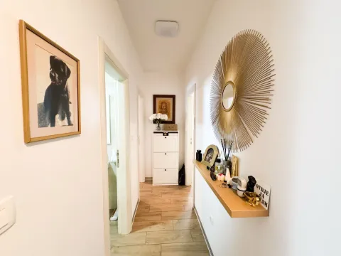 Prodaja, dvosoban stan, 63m², Dalmatinska ulica, Podgorica - image 5