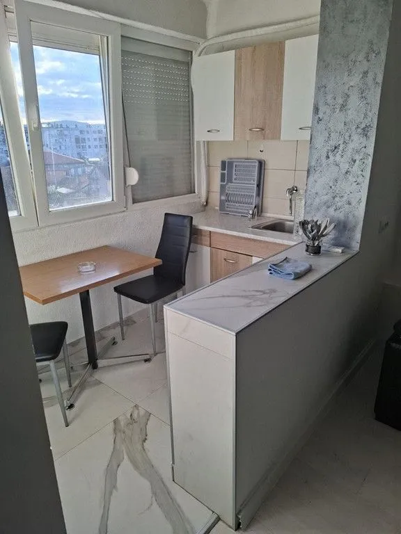 Prodaja, jednosoban stan, 42m², Centar, Podgorica