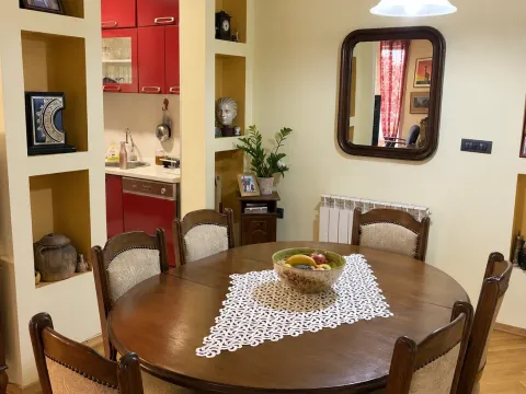 Rent, one bedroom apartment, 90m², City Kej, Podgorica - image 2