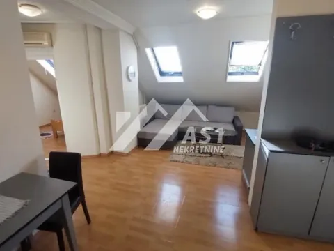 Izdavanje, dvosoban stan, 40m², Podbara, Novi Sad Sve Podlokacije - image 2