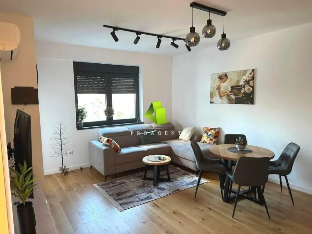 Rent, one bedroom apartment, 48m², Palilula, Niš