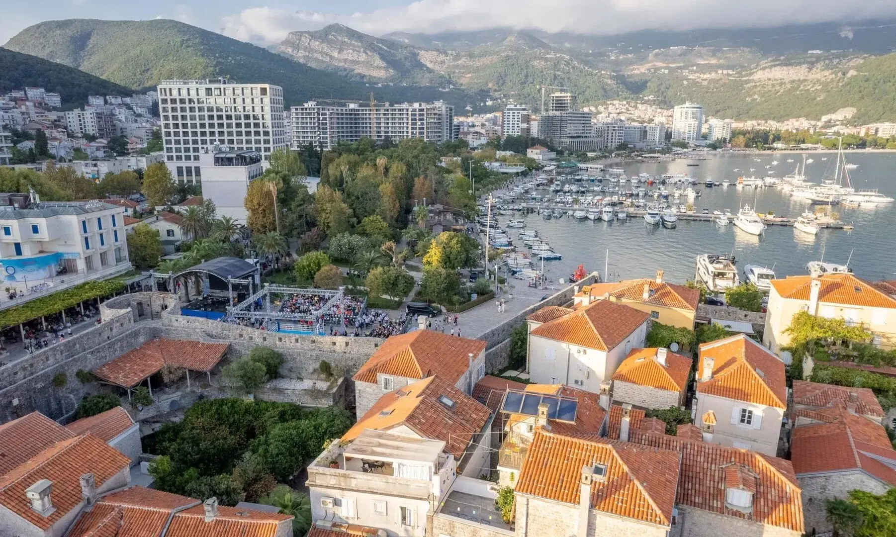 Sale, house, 222m², Stari Grad, Budva