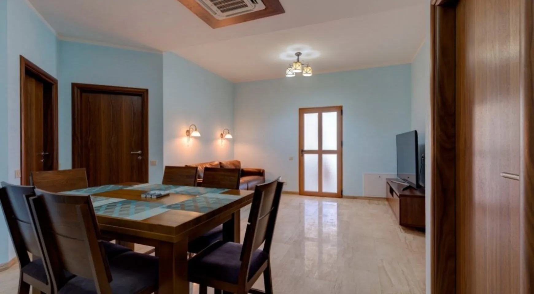 Sale, house, 370m², Stoliv, Kotor