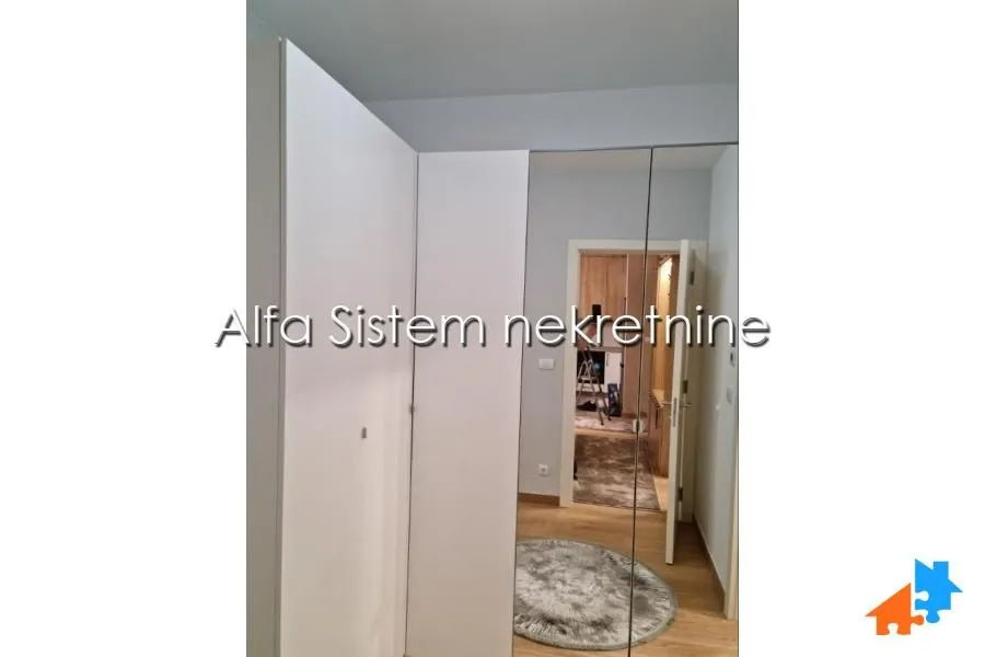 Izdavanje, trosoban stan, 62m², Novi Beograd Blok 65, Novi Beograd Sve Podlokacije