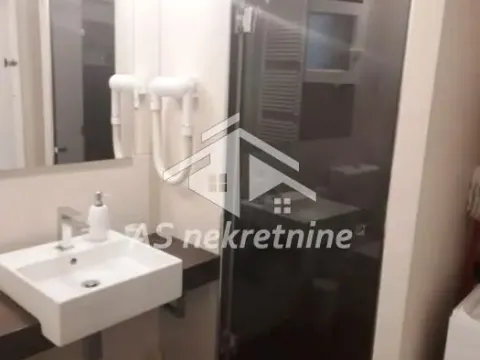 Izdavanje, trosoban stan, Sarajevska, Beograd - image 14