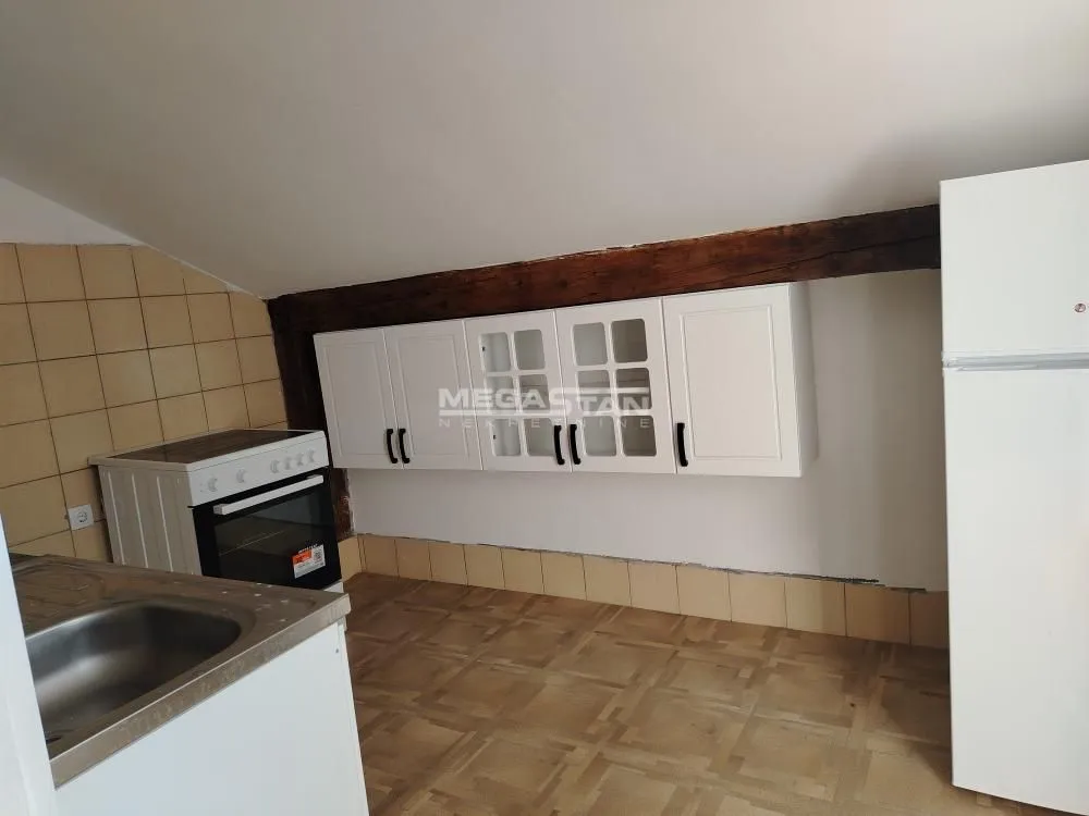 Prodaja, četvorosoban stan, 117m², Slavija, Vračar Sve Podlokacije