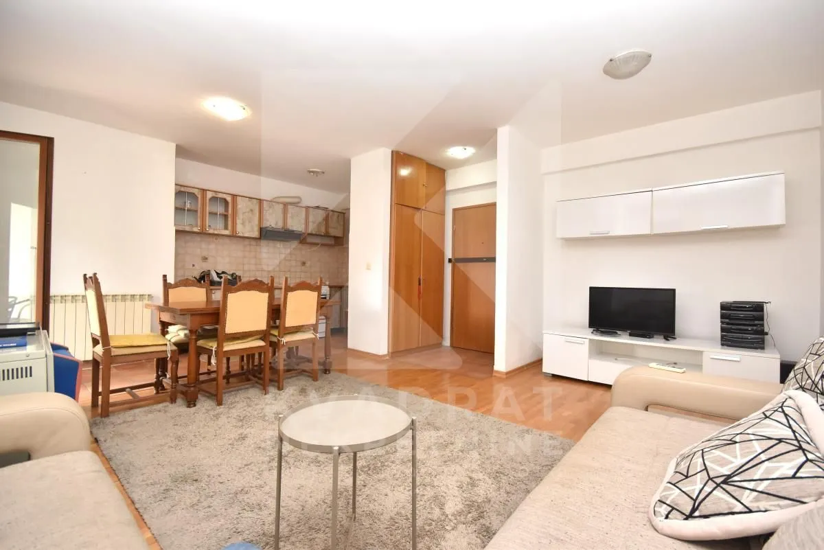 Rent, one bedroom apartment, 50m², Stari Aerodrom, Podgorica