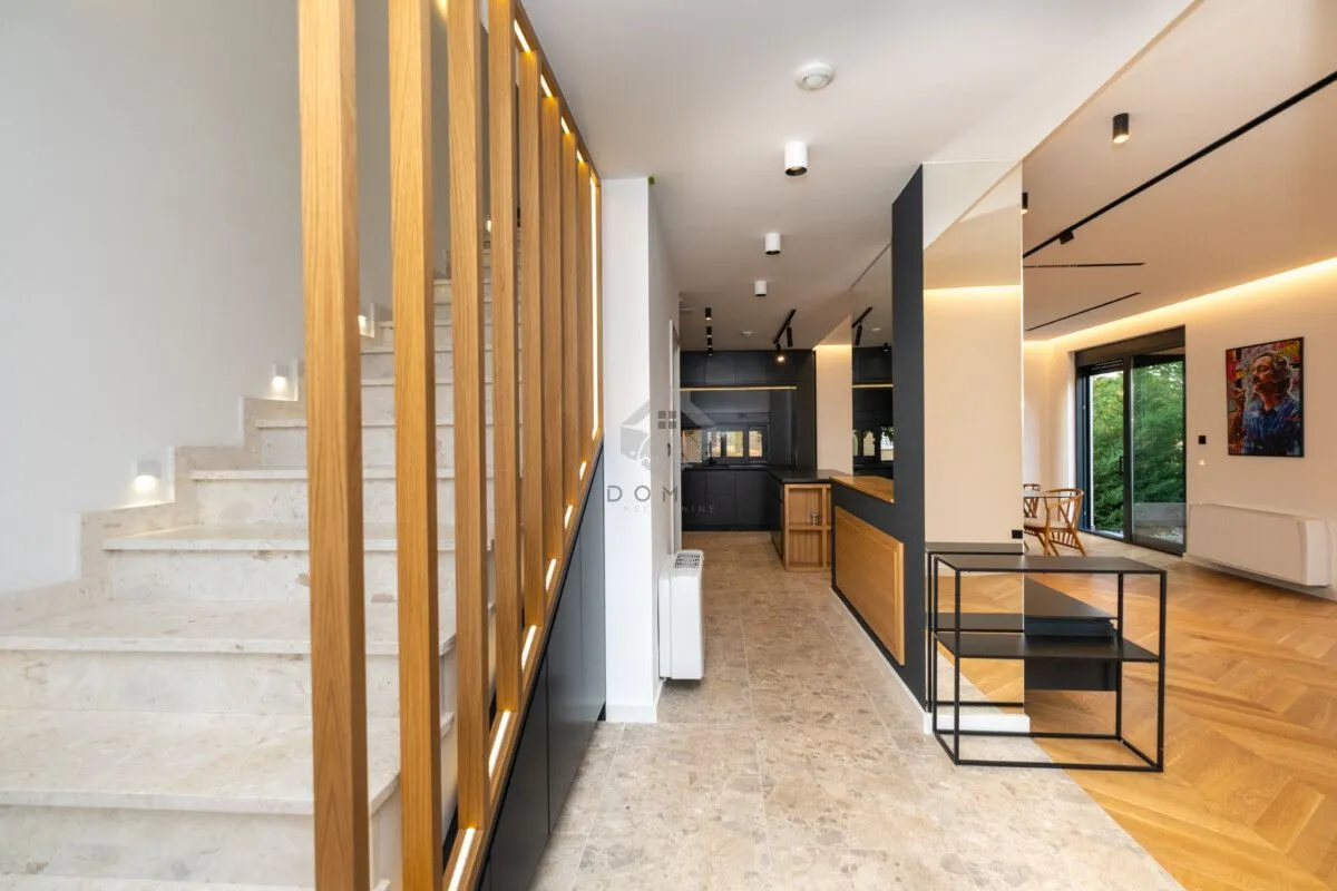 Izdavanje, kuća, 180m², Donja Gorica, Podgorica