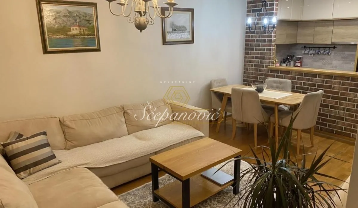 Prodaja, dvosoban stan, 55m², Bulevar patrijarha Pavla, Novi Sad Sve Podlokacije