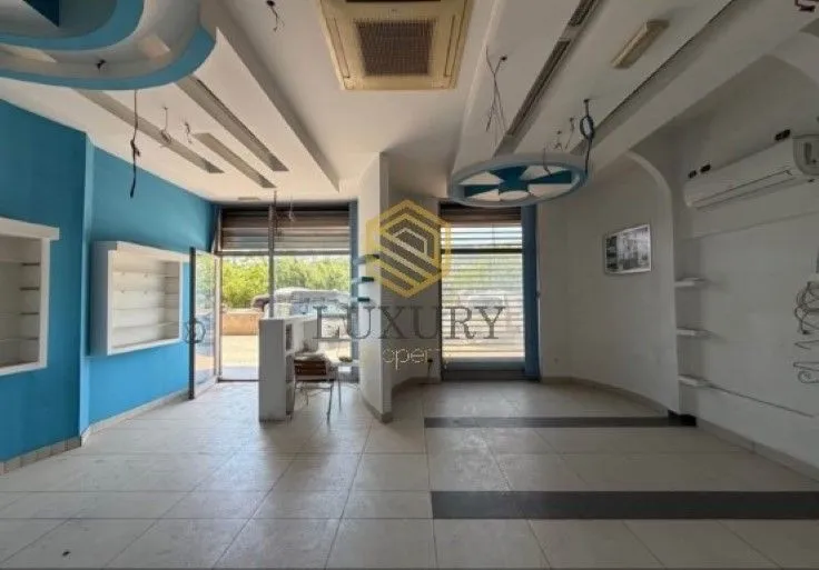 Prodaja, poslovni prostor, 91m², Vezirov Most, Podgorica