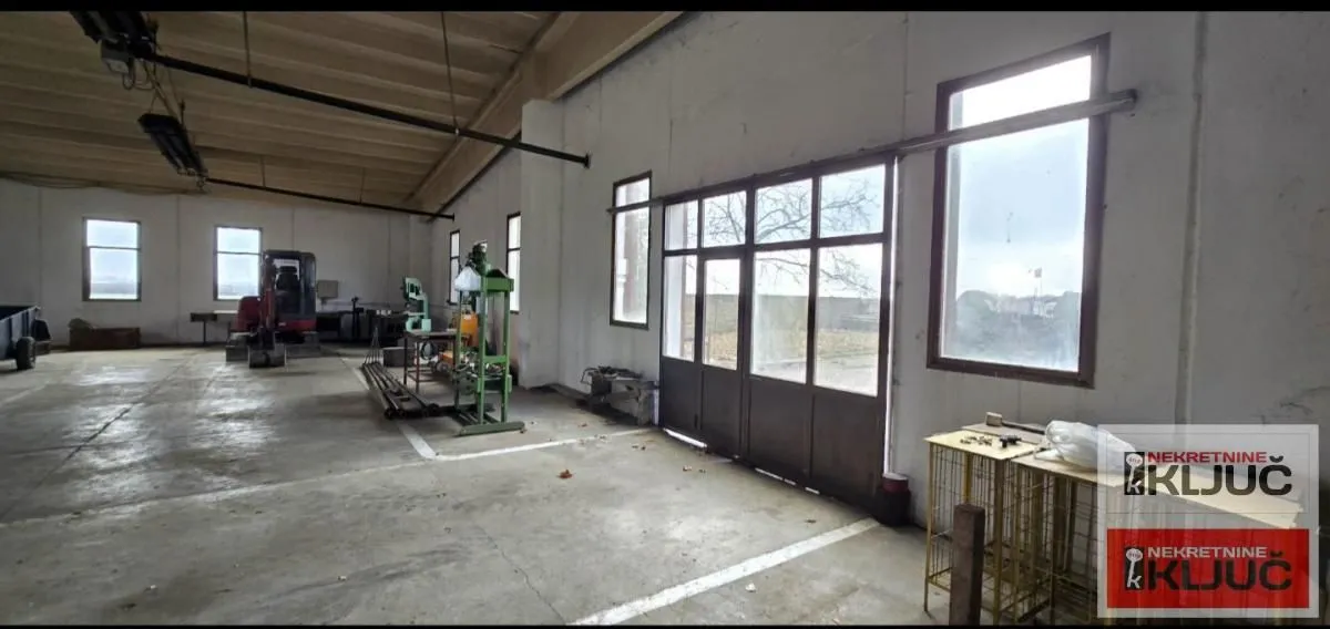 Rent, office space, 532m², Srbobran, Novi Sad