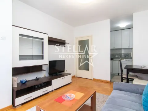Izdavanje, jednosoban stan, 45m2, Kruševac, Podgorica Izdavanje, jednosoban stan, 45m2, Kruševac, Podgorica