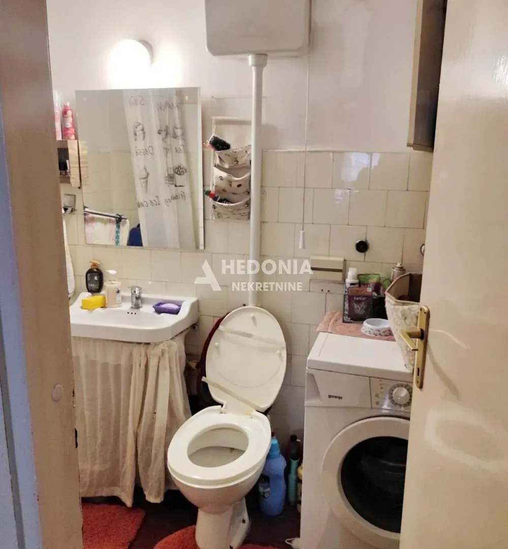 Sale, two bedroom apartment, 62m², Novi Beograd Blok 70, Novi Beograd Sve Podlokacije