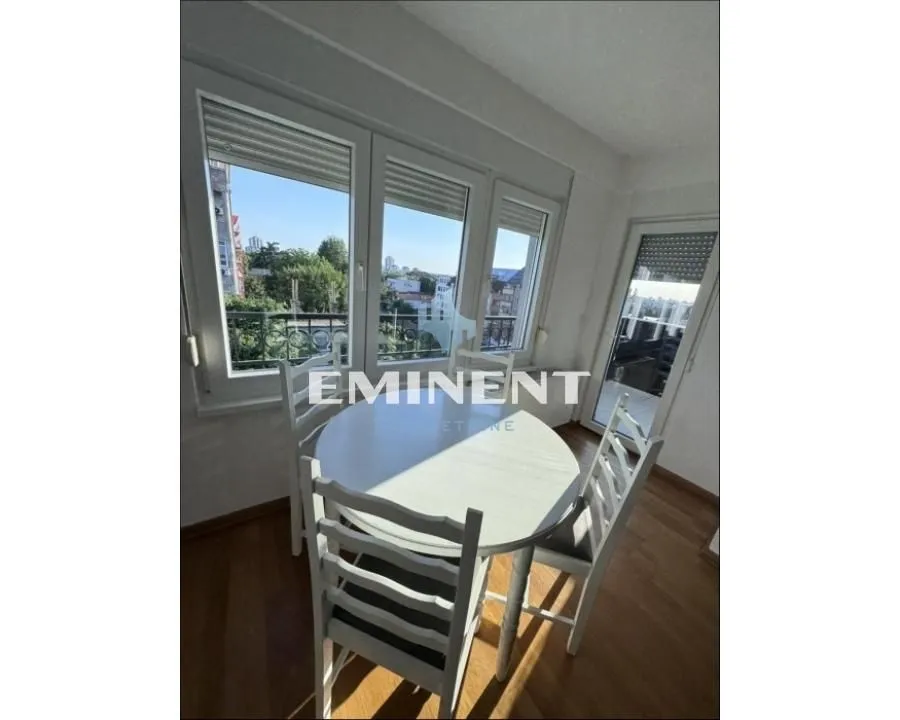 Rent, two bedroom apartment, 55m², Zemun Gornji Grad, Zemun Sve Podlokacije