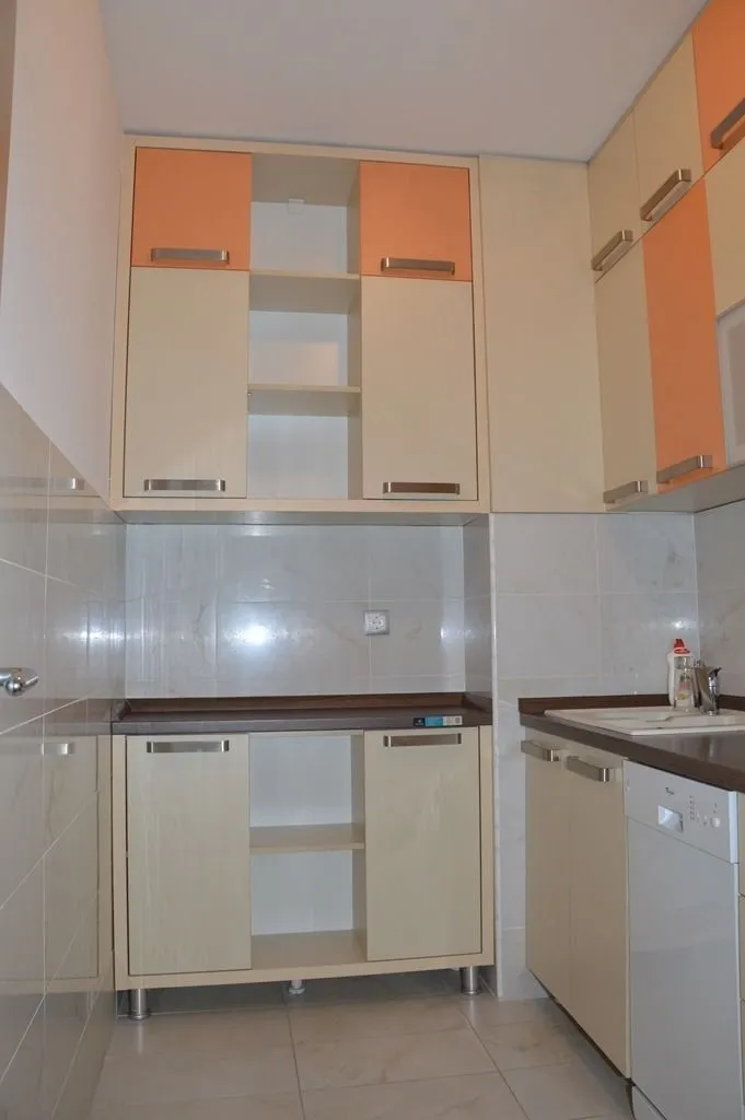 Rent, office space, 52m², Preko Morače, Podgorica