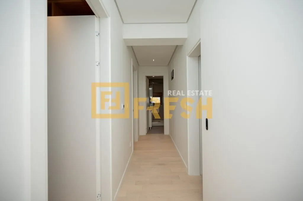 Sale, three bedroom apartment, 135m², Master Kvart, Podgorica