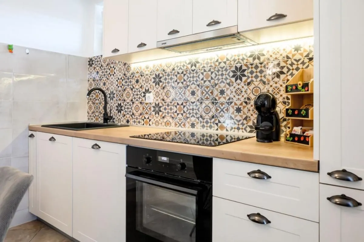 Rent, three bedroom apartment, 120m², Mrčevac, Tivat